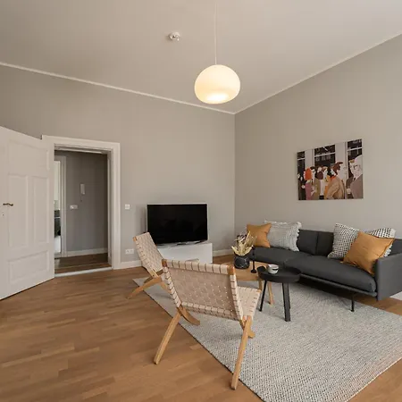 3 3 Bath Nahe Arena Frankfurt *