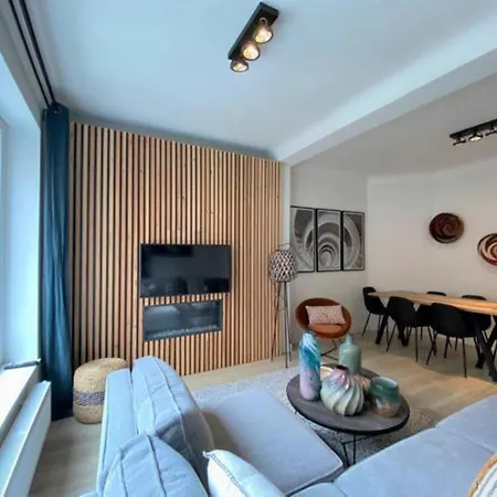 3 3 Bath Nahe Arena Frankfurt フランクフルト